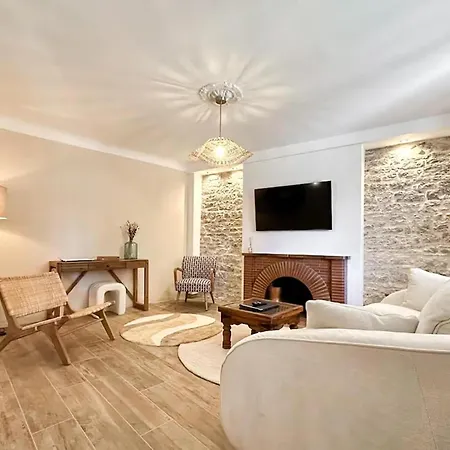 Beautiful In With Wifi Holiday home Martel